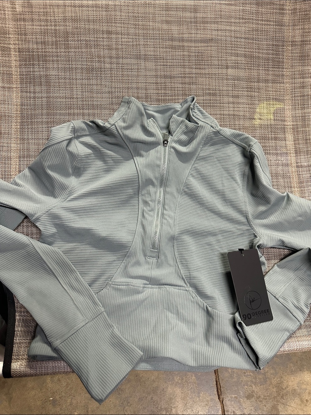 90* reflex running cropped pullover